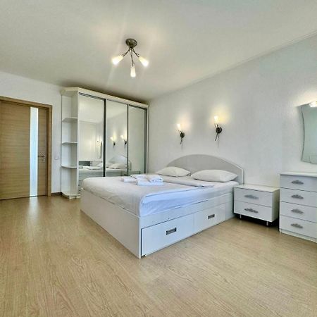 Apartpoltava Стильні Білосніжні Апартаменти, 2-Окремі Кімнати , Документи Для Відрядження , Банківський Чек Extérieur photo