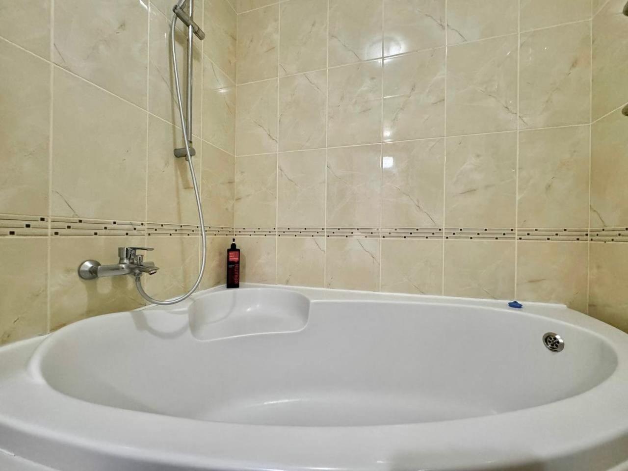 Apartpoltava Стильні Білосніжні Апартаменти, 2-Окремі Кімнати , Документи Для Відрядження , Банківський Чек Extérieur photo