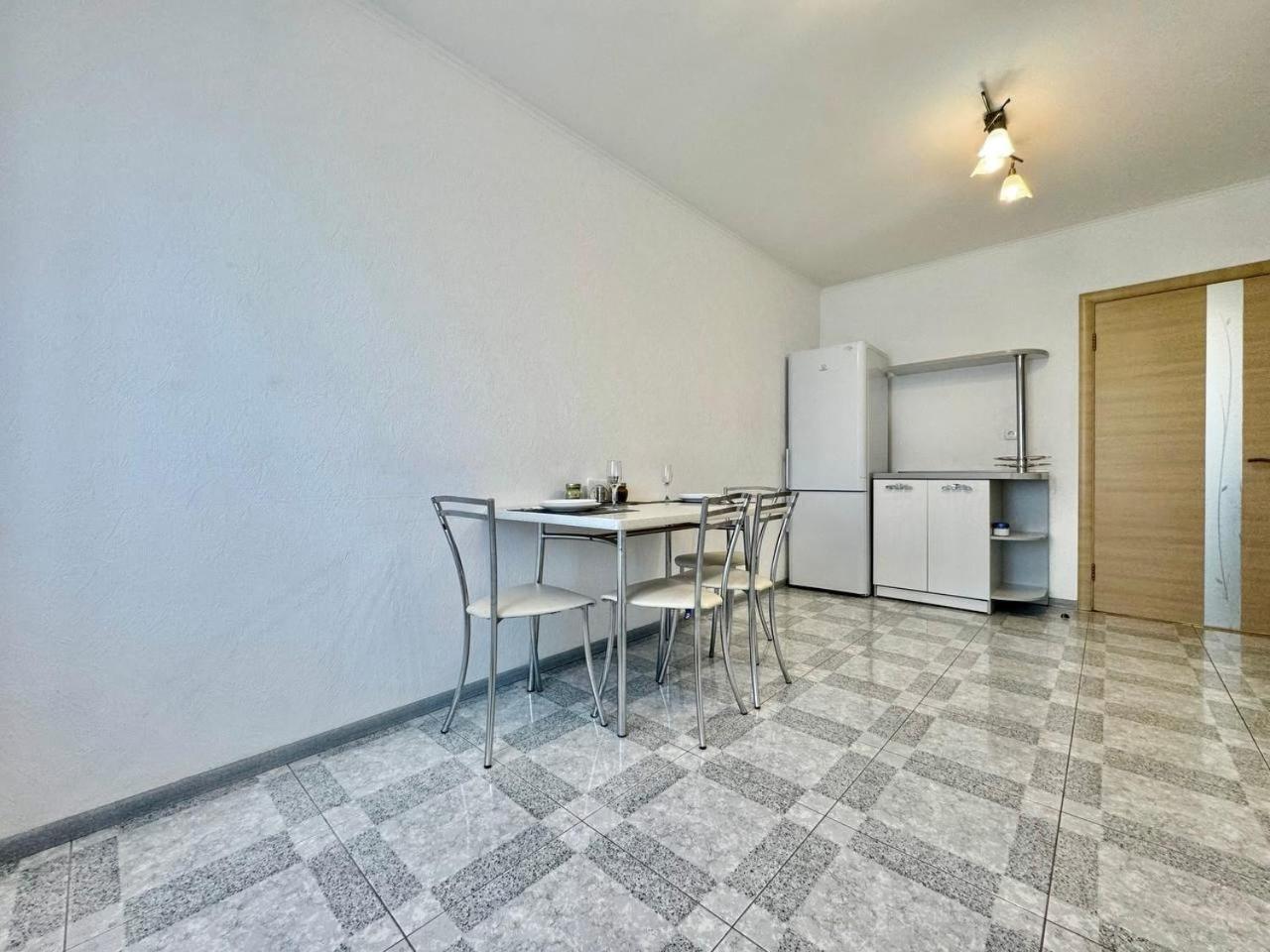 Apartpoltava Стильні Білосніжні Апартаменти, 2-Окремі Кімнати , Документи Для Відрядження , Банківський Чек Extérieur photo