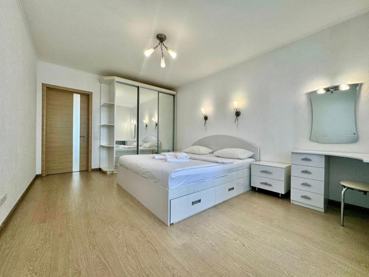 Apartpoltava Стильні Білосніжні Апартаменти, 2-Окремі Кімнати , Документи Для Відрядження , Банківський Чек Extérieur photo